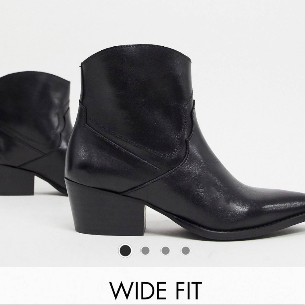 Depp WIDE fit leather ankle boots